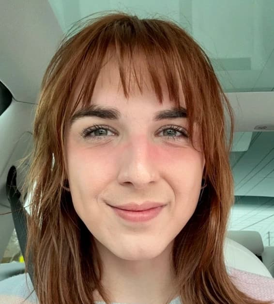 Ava Kris